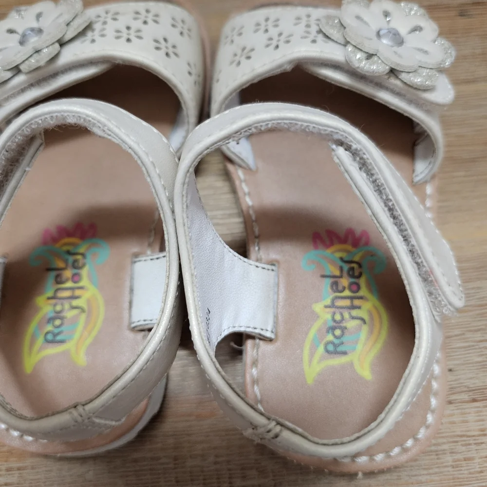 RACHEL SHOES Tullip Toddler Cream Sandals with Floral Design